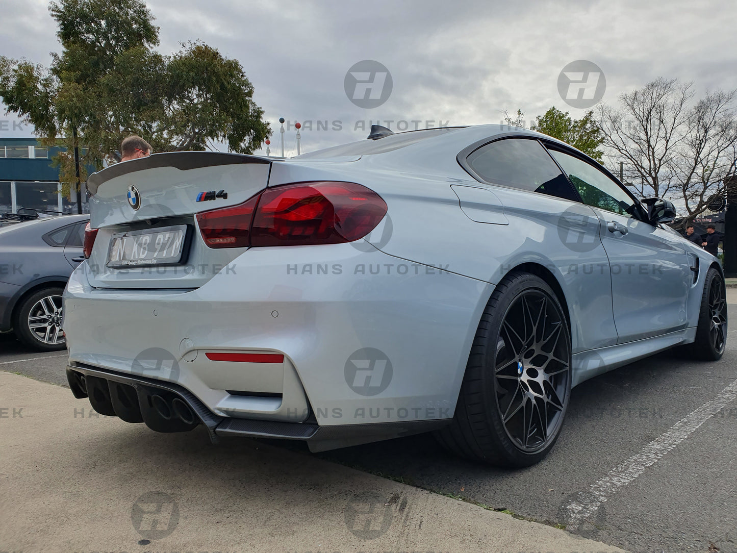 V Style Real Full Carbon Fiber Rear Diffuser FOR BMW M3 M4 F80 F82 F83